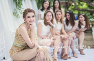ชุดไทยเจ้าสาว ชุดไทยจักรพรรดิ์ เช่าที่แบมบี้ เวดดิ้ง ห้วยขวาง